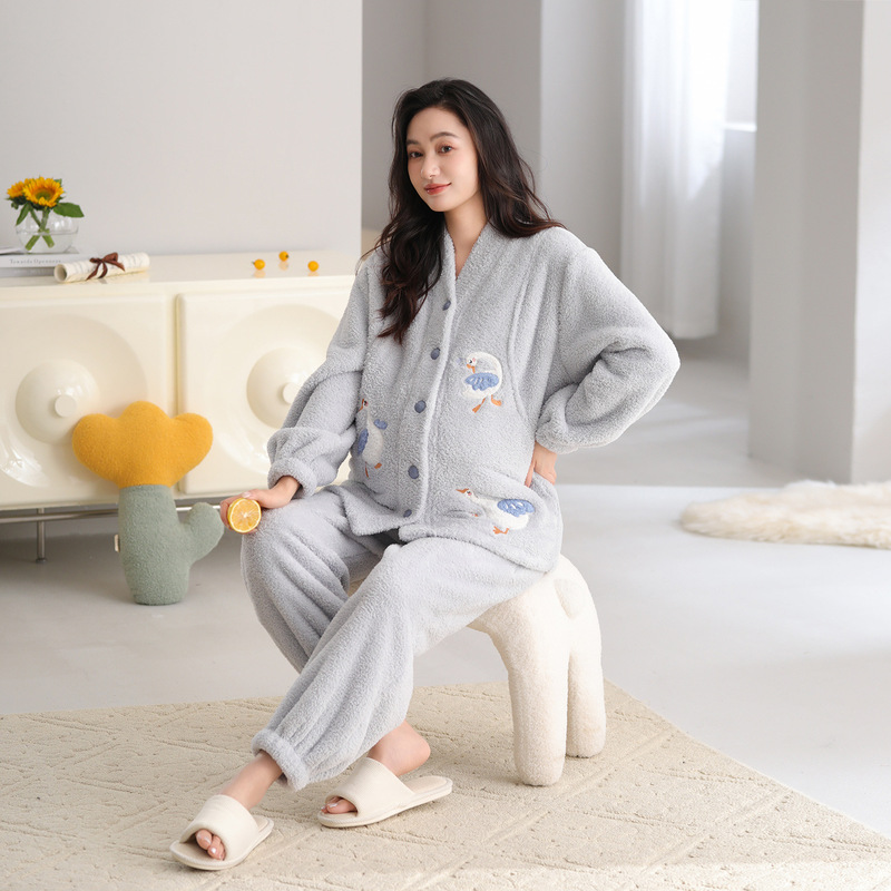 Nursing Pajamas Autumn and Winter Half Velvet Women's Maternity Suit Large Size Adjustable Warm Coral Velvet Confinement Home Clothes