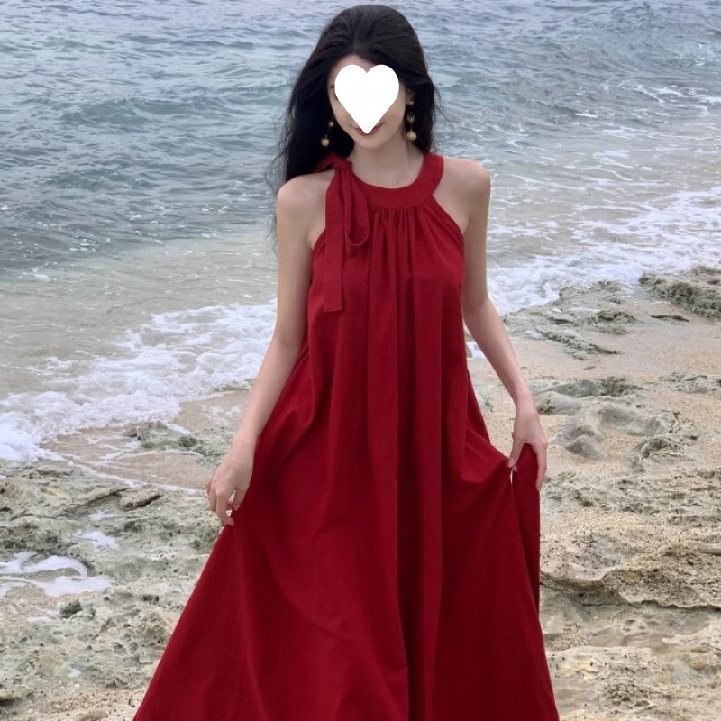 法式度假风无袖挂脖红色连衣裙女夏季云南三亚海边度假氛围感长裙|undefined