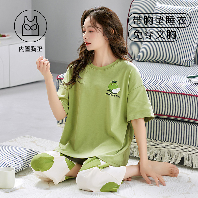 女性の夏の胸のクッションのパジャマの半袖の7分のズボンのスーツの家庭服の青年の薄いモデルのアニメの涼しい通気性はブラジャーを着ないでください。|undefined