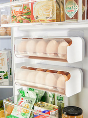 Kitchen fridge drawer-style egg storage box side door inner wall hanging egg tray transparent multi-functional storage basket