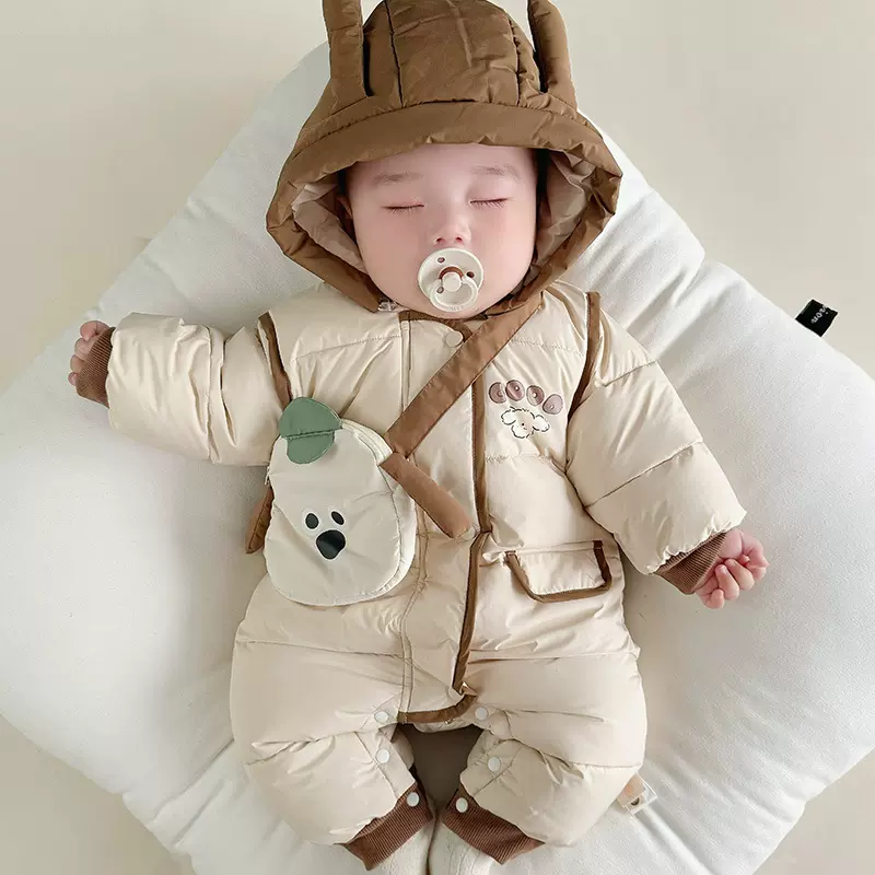 婴儿冬装羽绒服婴儿连体衣白鸭绒外出服冬季新生儿加厚保暖爬服