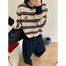 大码针织衫;女式针织衫;大码连衣裙