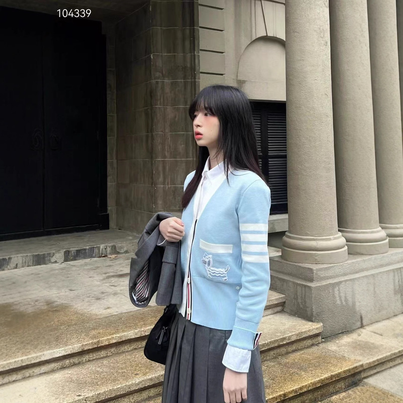 秋季TB四条杠学院风V领撞色小狗图案刺绣开衫上衣女清新羊毛开衫|undefined