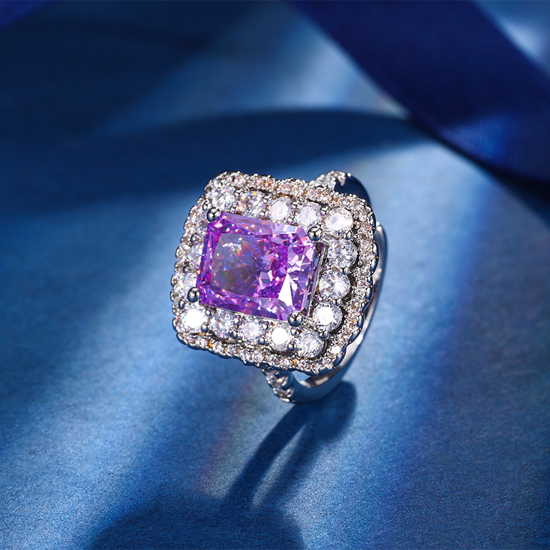 Flor cortada cobre con incrustaciones de diamante púrpura Cubo de azúcar traje femenino piedra principal 8*10 Otoño e invierno Nueva joyería Zhuang Sheng Diamante de alto carbono