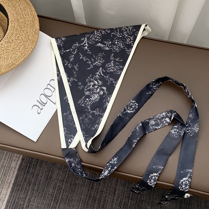 Toalla triangular con cintura, bufanda de seda con flor de anacardo retro, sensación de alta gama, cortina de pedo apilada multifuncional de verano, diadema de todo fósforo