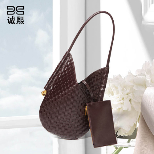 高级感百搭大容量托特包手工编织包包休闲复古女士潮流手提单肩包