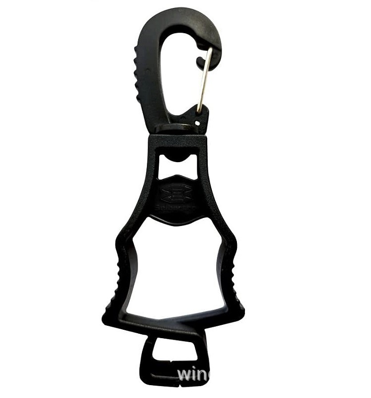 glove clip black-1.jpg