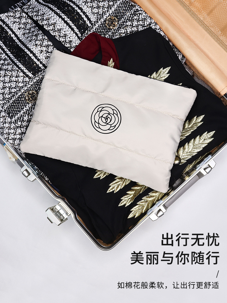 Nueva Camelia pequeña fragancia de mano bolsa de cosméticos de gran capacidad de alto aspecto portátil bolsa de viaje bolsa de lavado