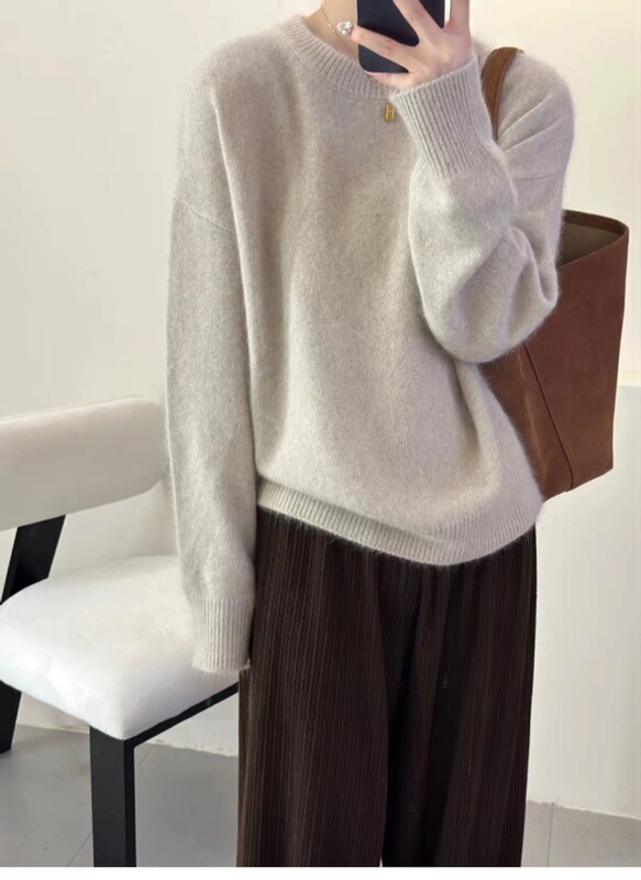 温柔浣熊绒圆领毛衣女宽松外穿秋冬慵懒风套头蓝色软糯打底针织衫|undefined