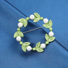 时尚新款女士桃金娘花环人造珍珠胸针绿色植物胸花复古别针brooch