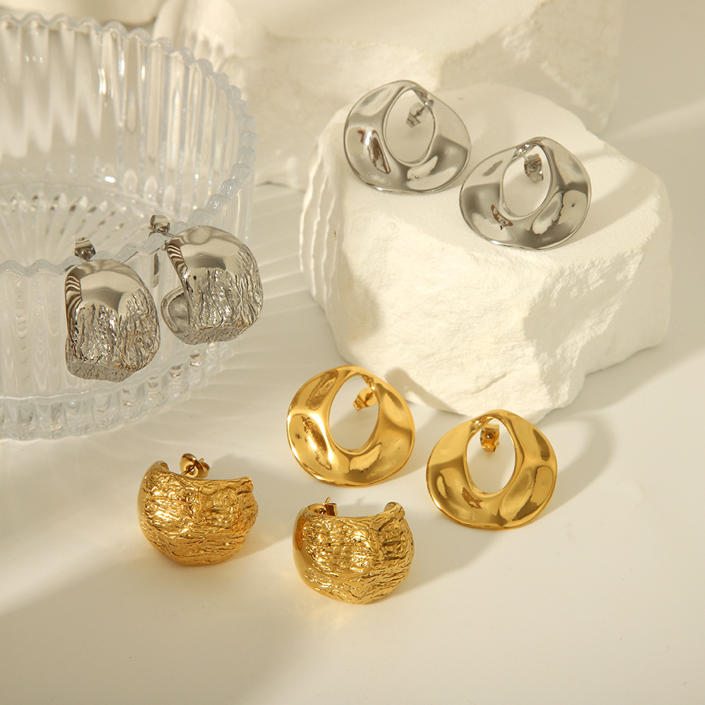 14g Weight Ion Plating (IP) Gold Plating Process 316 Stainless Steel Ear Needle Material 18K Gold Plated Plating Material Ear Studs Classification 1 Pair Quantity Party, Carnival, Street Occasion 304 Stainless Steel Material Geometric, Heart Shape Pattern Women's Gender Plating Design IG Style, Modern Style Style 1 Pair IG Style Modern Style Geometric Heart Shape Plating 304 Stainless Steel 18K Gold Plated Ear Studs 4