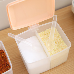 キッチンプラスチック調味料ボックス正方形スプーン付き二重コンパートメント調味料瓶調味料収納ボックスシンプルな収納