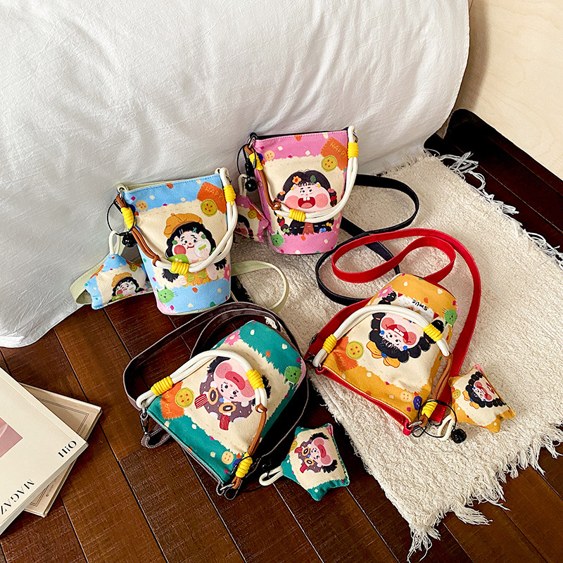 2026 Summer New Fashion Bucket Bag for Women, Popular Cartoon Graffiti Handbag, Versatile Cross-Border Shoulder and Crossbody Bag