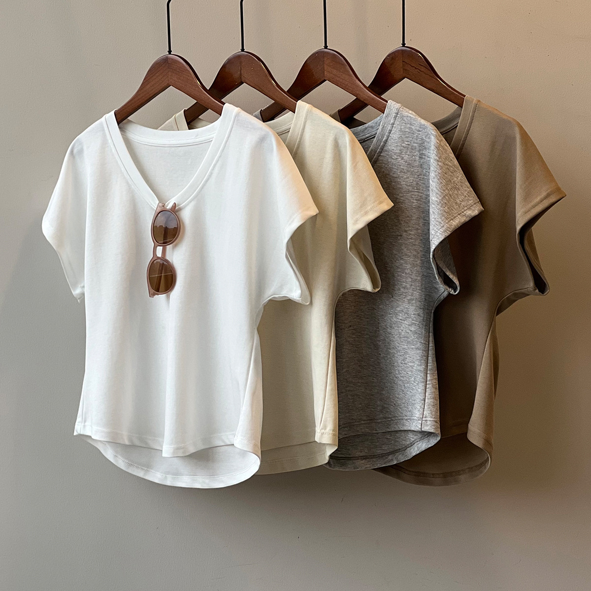 Three Dimensional Simple U Neck Short Sleeved T shirt for Women Summer Slimming Wide Sleeved Top 14 Three Dimensional Simple U Neck Short Sleeved T shirt for Women Summer Slimming Wide Sleeved Top