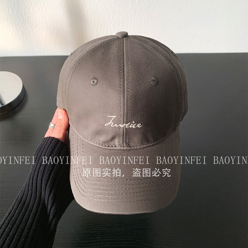 Caqui letras bordadas sombrero de béisbol mujer coreana cara gorra de lengua de pato amplio borde de sombrero de cabeza grande gorra de moda