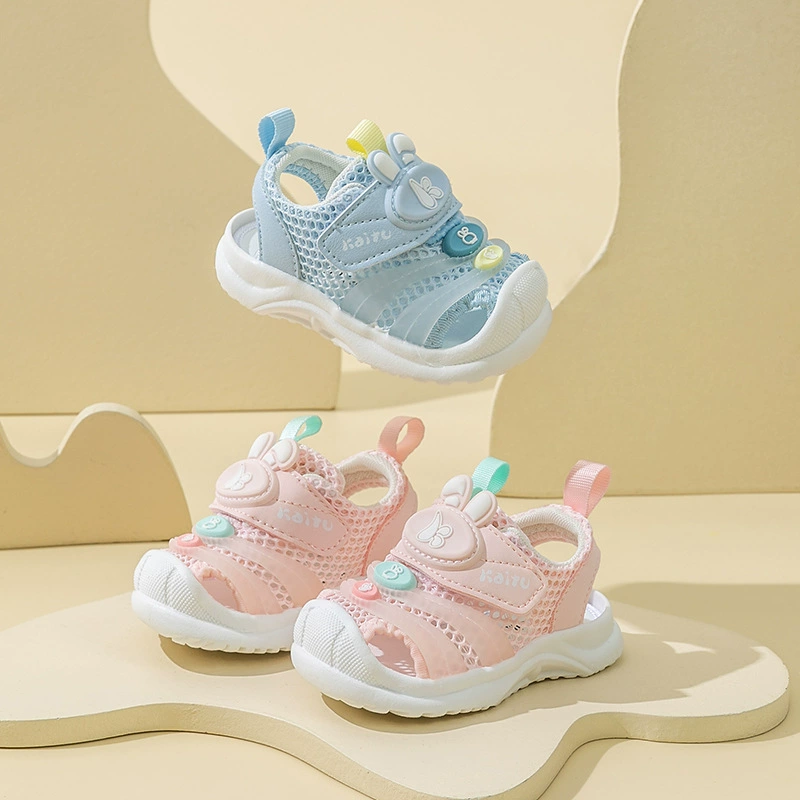 Детские сандалии летние с закрытым носком, защита от ударов, для малышей, для девочек и мальчиков, нескользящая мягкая подошва, необходимая обувь для малышей, оптом