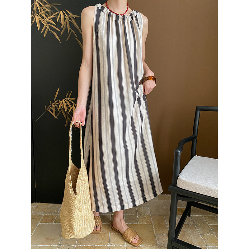 司南老钱天丝麻法式气质宽松显瘦麻袋竖条纹挂脖连衣裙