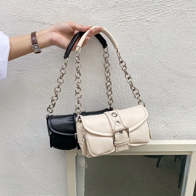 Fashionable and Simple Retro Ring Chain Underarm Bag, New Trendy Baguette Crossbody Small Bag, Commuter Bag, Shoulder Bag Fashionable and Simple Retro Ring Chain Underarm Bag, New Trendy Baguette Crossbody Small Bag, Commuter Bag, Shoulder Bag