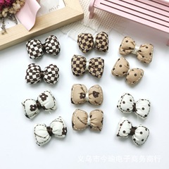 秋冬の布芸の棋盤の波の点の蝶結びの部品の小さい花は綿を満たして結びます髪飾りのヘアピンの服装の靴下の補助材料を詰めます。