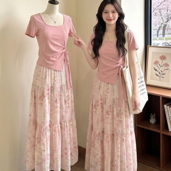 Plus Size Women's Summer Fashion Set: Trendy Square-Neck Short-Sleeve Floral Dress Two-Piece Set