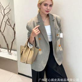 真皮女包;女士斜挎包;女士手提包