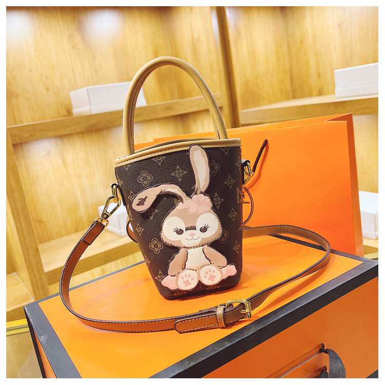 Fashion bucket bag for women 2023 spring new versatile cute rabbit bag high-end casual shoulder crossbody bag_voghion.com