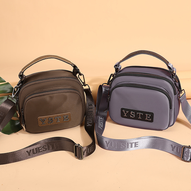 Yuet Retro Fashion Lightweight Crossbody Bag 2024 Autumn and Winter New Simple All-match Nylon Cloth Bag Women's Shoulder Bag