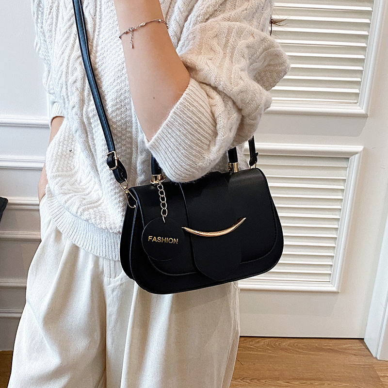 Damenhandtasche Sommer 2025, neues Modell, einfarbig, trendige Tasche mit Smiley-Gesicht, vielseitig, schlicht und elegant, einzeln erhältlich_voghion.com