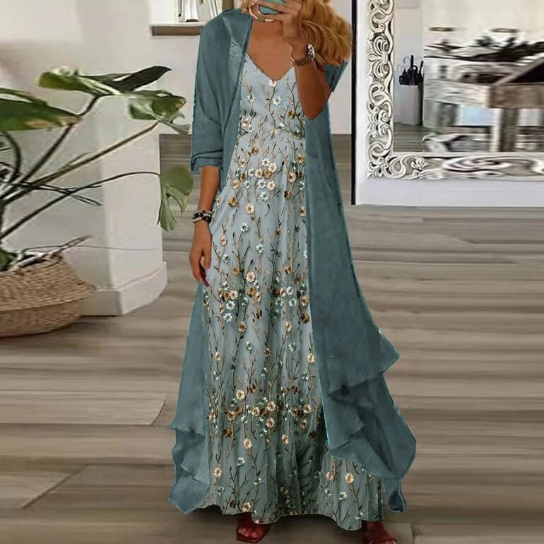 In-stock cross-border 2026 European and American summer women's printed vacation slip dress Indian style large hem skirt two-piece set In-stock cross-border 2026 European and American summer women's printed vacation slip dress Indian style large hem skirt two-piece set