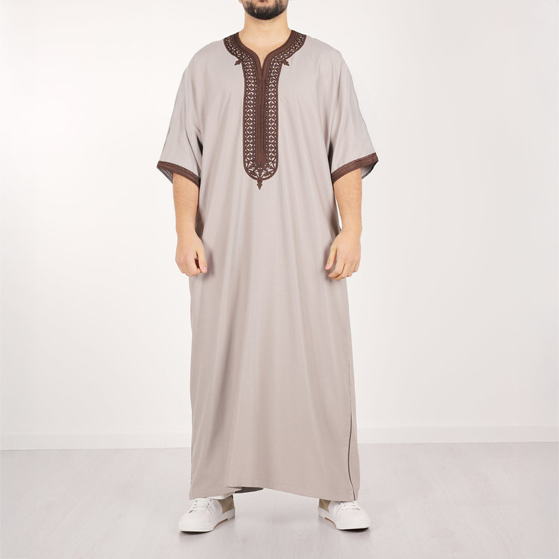 Men's Style Blue and White Embroidered Mid-Sleeve Robe, Men's Casual Brown (in Stock) Men's Style Blue and White Embroidered Mid-Sleeve Robe, Men's Casual Brown (in Stock)