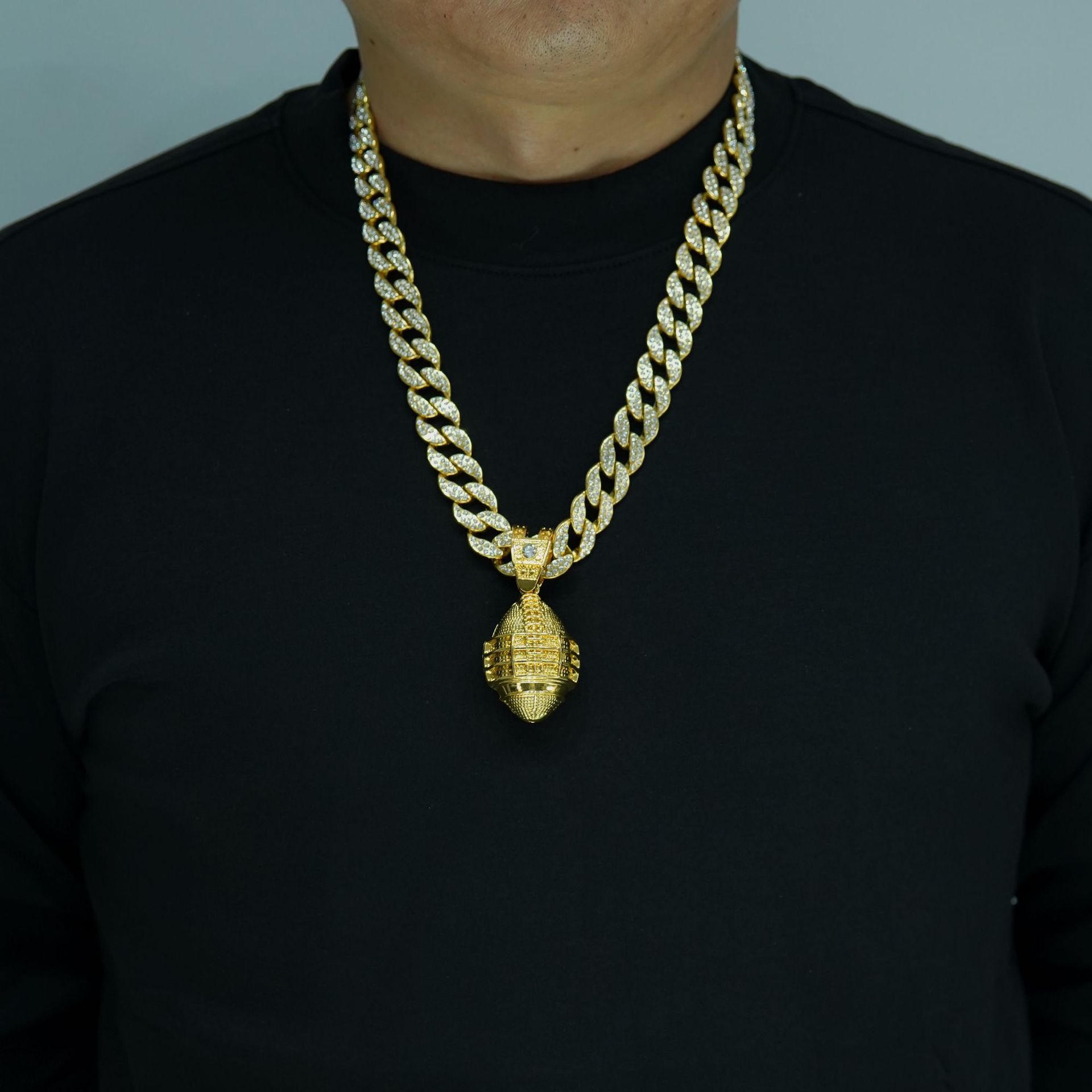 Renqing nuevo colgante de aleación de rugby de doble cara simple estilo hip-hop estilo de moda callejera unisex collar