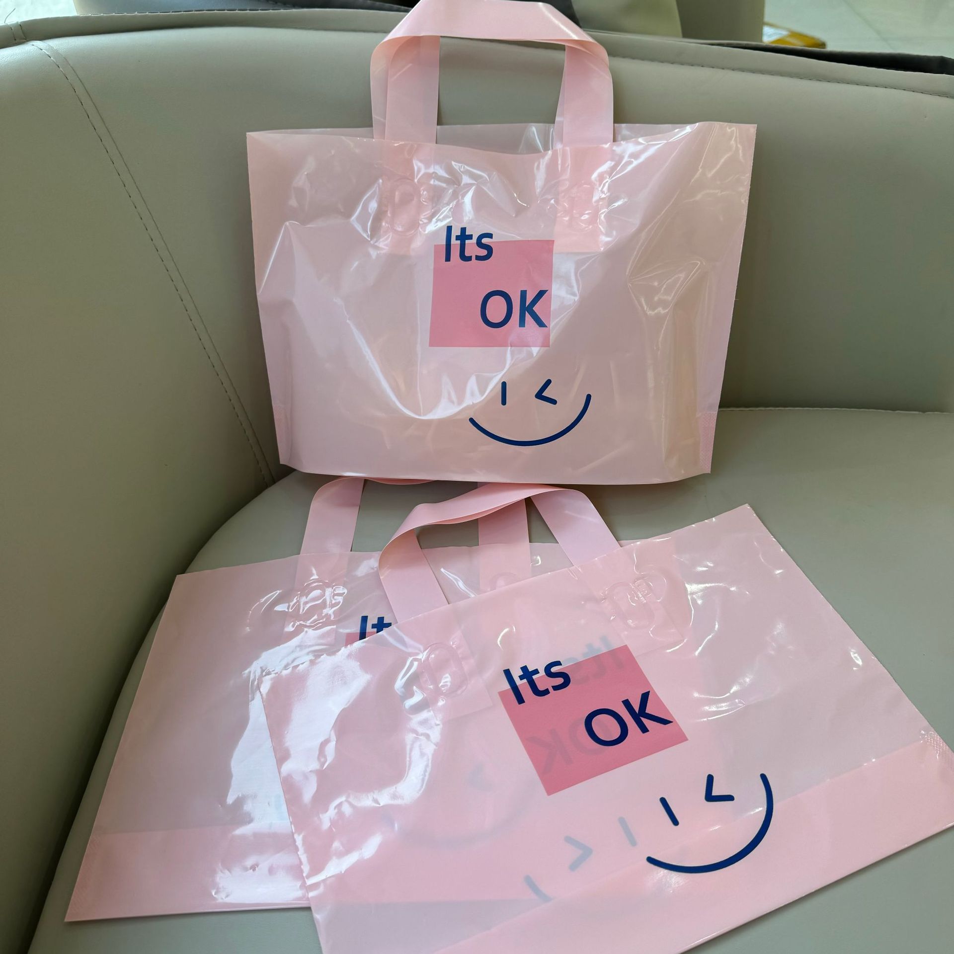 f1f533a7-9b1c-4588-b066-e71a2c