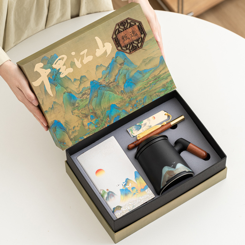 Taza de cerámica de tres piezas juego de regalos de negocios aniversario de la compañía PR regalos de mano logotipo tallado