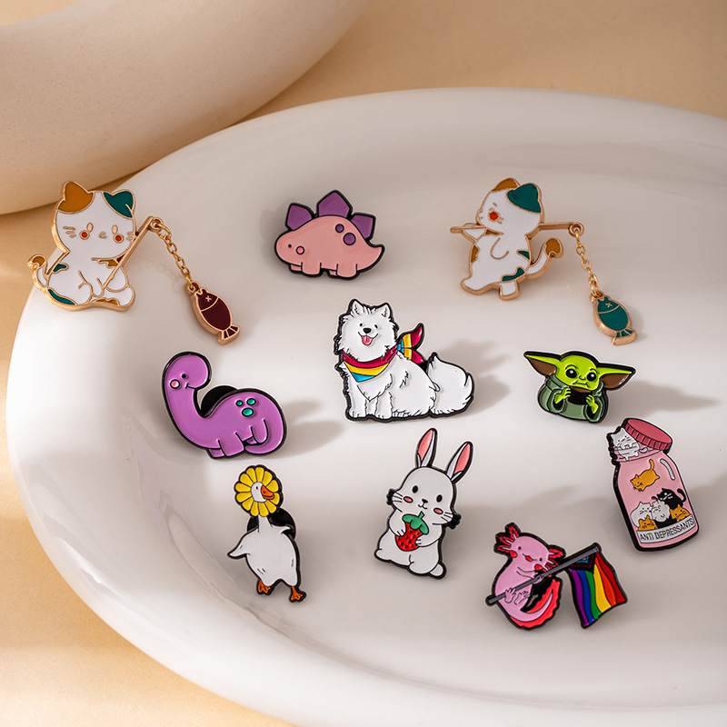 Cartoon cute creative brooch for fishing