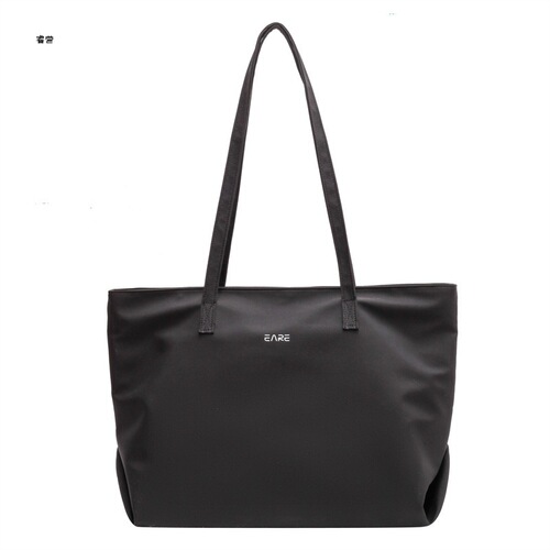 Nylon Tote Bag Large Capacity Bag Women's 2024 New Fashion Portable Shoulder Bag Ruiying Class Commuting Bag