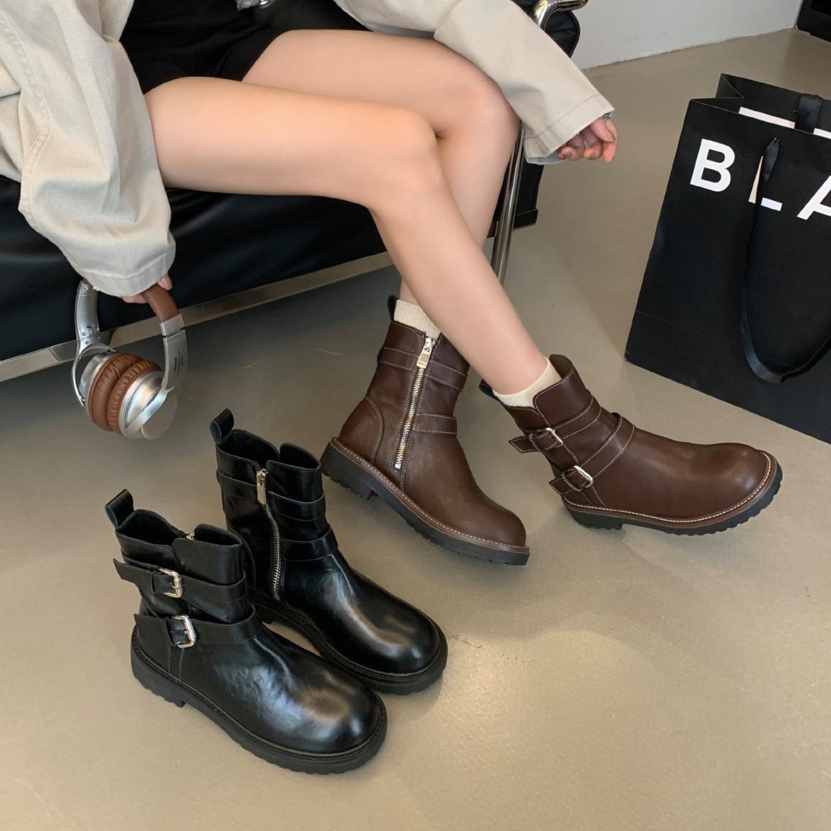 Botines Martin Biker para Mujer con Doble Hebilla de Microfibra Resistente al Desgaste para Otoño e Invierno image 4