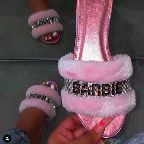 W шерстяные стразы буквенные холодные тапочки 2024 классические 36-42 европейские и американские плоские туфли на туфлях женские туфли slippers