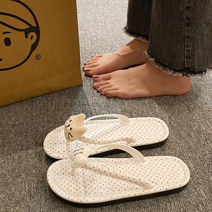 Fashionable Flip-Flops for Women, Thick-Soled, Wear-Resistant and Durable, Summer New Popular 2025 Outer Wear Ins Korean Style Sandals