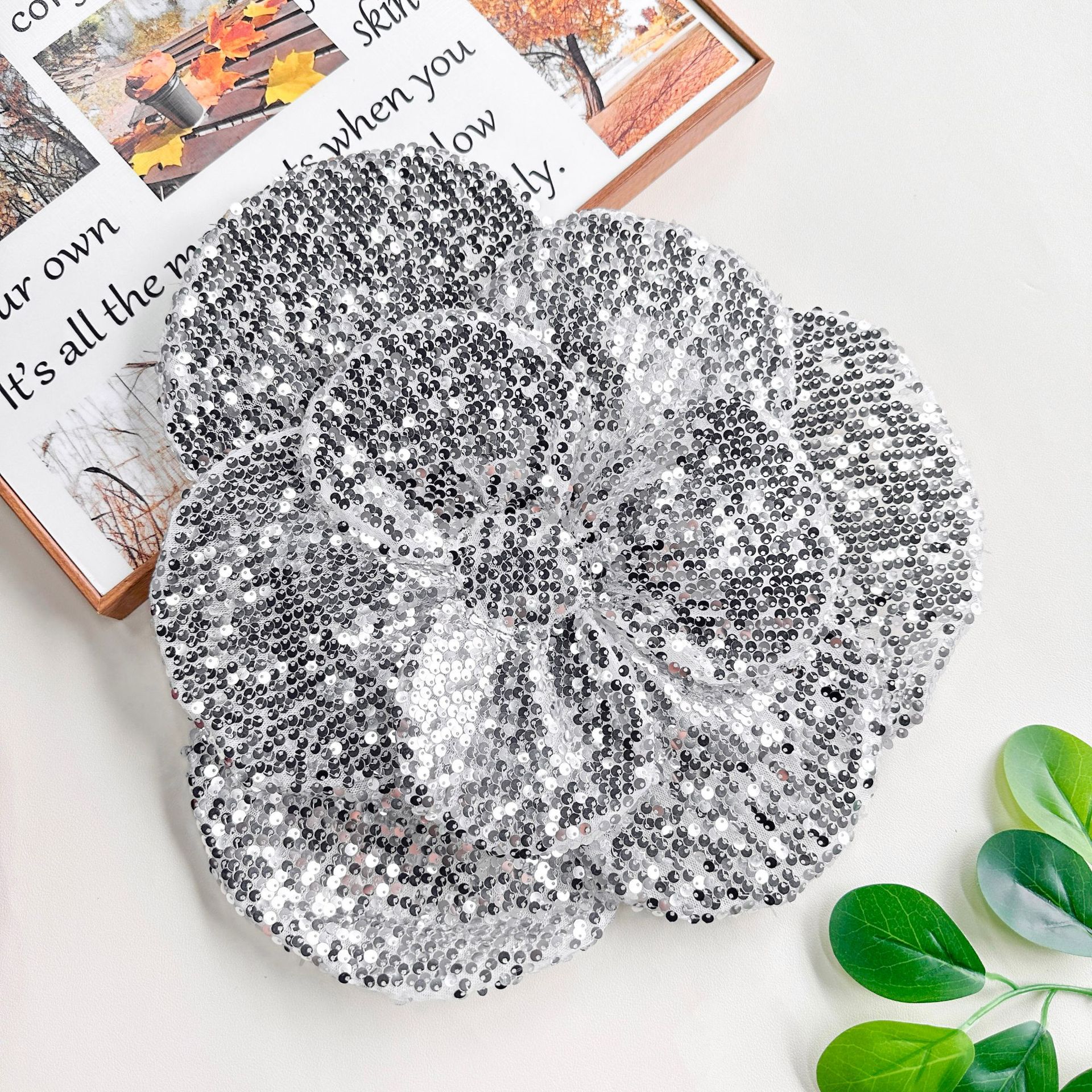 Lentejuelas brillantes flores tridimensionales de gran tamaño primavera y verano chicas sexy top de tubo camisola vestido material de decoración