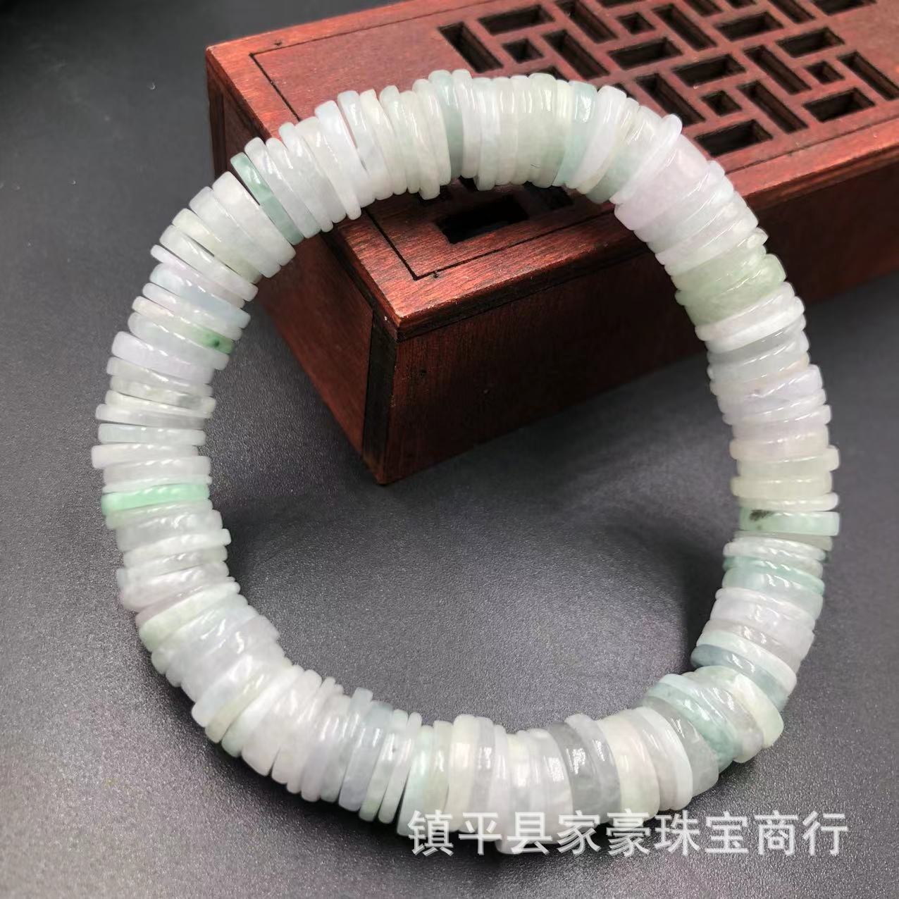 翡翠平安扣手串  淡彩10mm精品手链 男女款手饰 批发