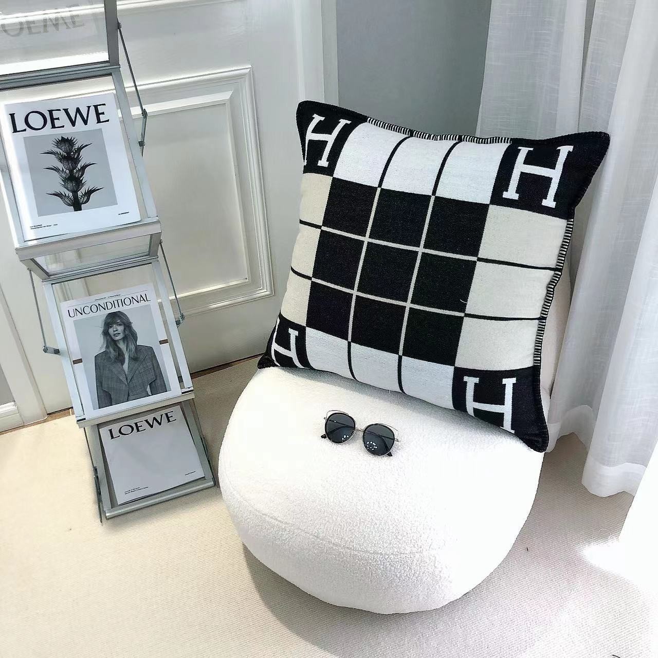 Amazon H 枕北欧モデルルーム昼休みソファクッション車の腰サポート背もたれクッションニット枕カバー