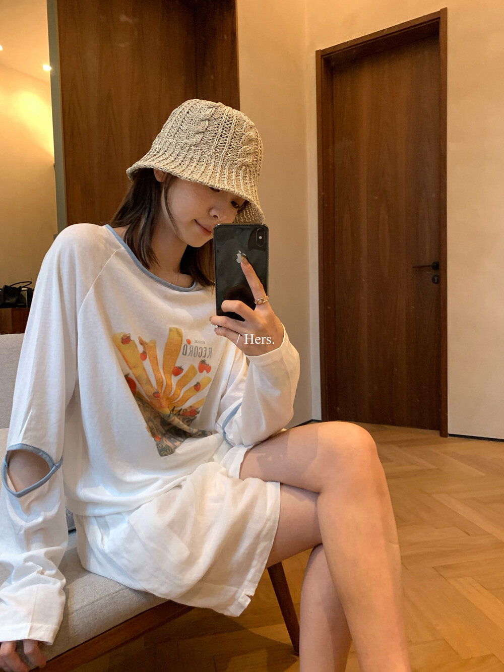 Áo thun nữ tay dài in họa tiết hoạt hình, chất liệu mỏng nhẹ, form rộng thoải mái — Xám tím, màu trắng chi tiết 16