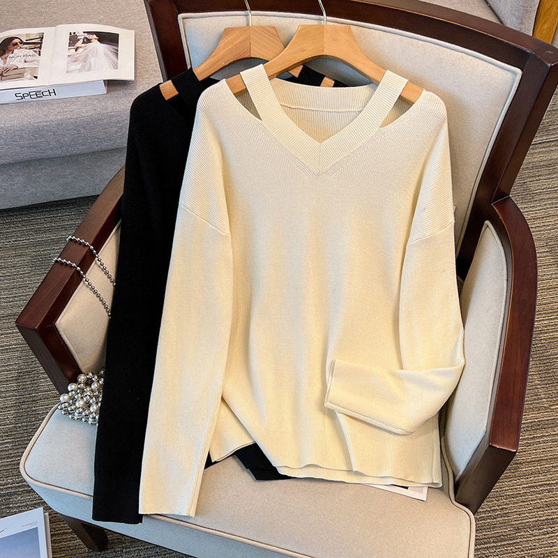 200/ 175kg Plus size women's clothing, bust size 150/160, thickened V-neck base sweater, suitable for 300 pounds, 8055