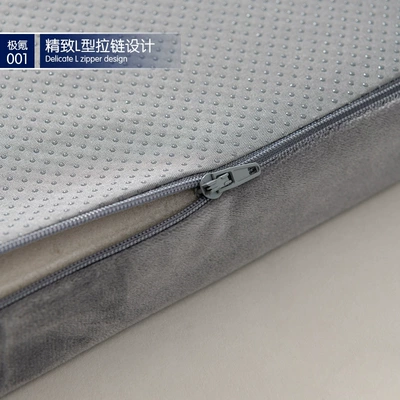 Use, Vehicle-mounted inflatable bed