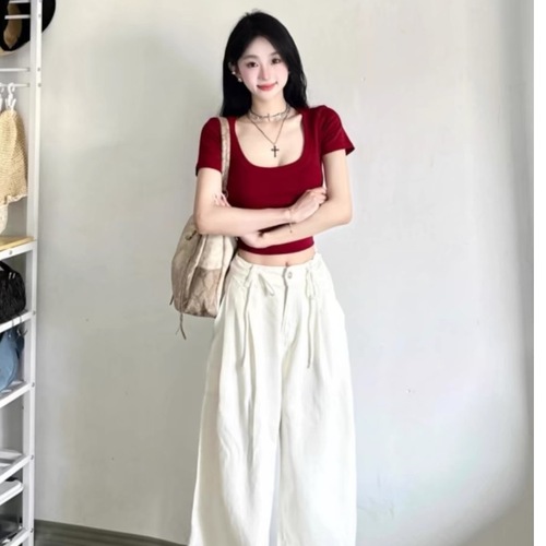 Red U-neck Short Sleeve Square Shoulder T-shirt for Women 2025 Summer Simple Hot Girl Fashion Fitted Slimming Short Top