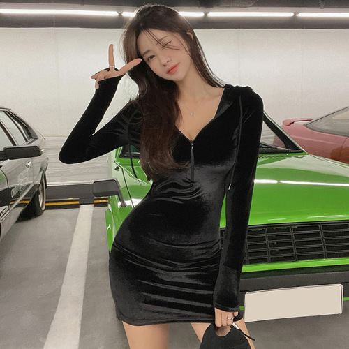 Temperament and fashionable Korean Chic base dress, velvet slim bag, hip skirt, hooded short skirt, Korean dress