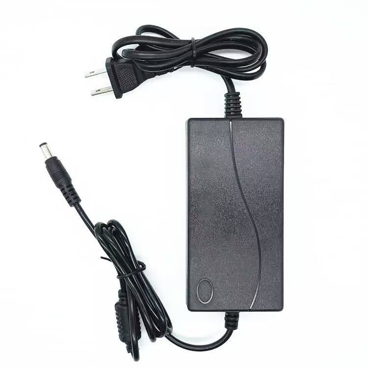 车载CD机改家用音响电源适配器220V转12V电源转换器12V/10A变压器