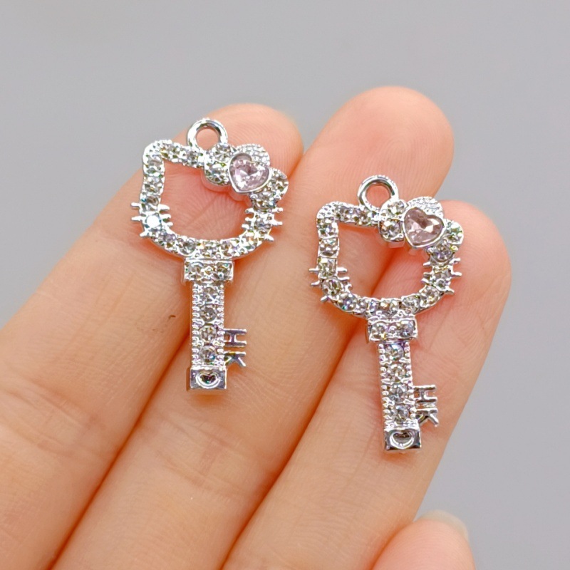 クロスボーダーかわいいkt猫ネックレスクリエイティブ個性的なキーケイティ猫ペンダント漫画猫合金アクセサリー女性卸売り