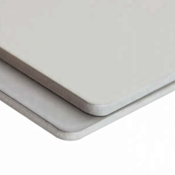 深圳蓝镜银镜铝塑板3mm4mm21c30c国产铝塑板蓝色镜面铝塑板