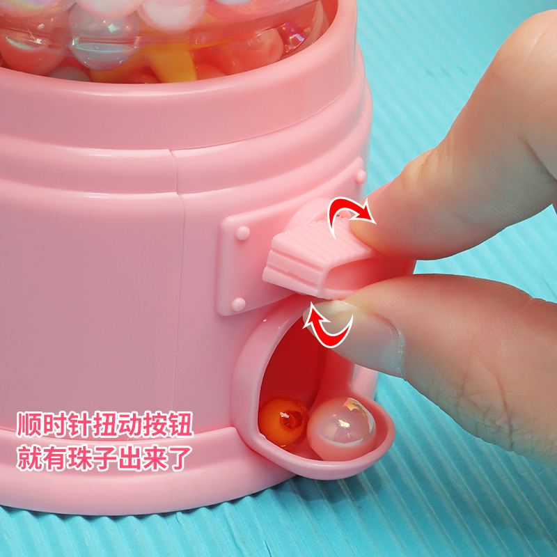 新商品のネットレッドミニガチャの子供のままごとのおもちゃDIY玉ガチャの女の子のブレスレットの贈り物の卸売り|undefined